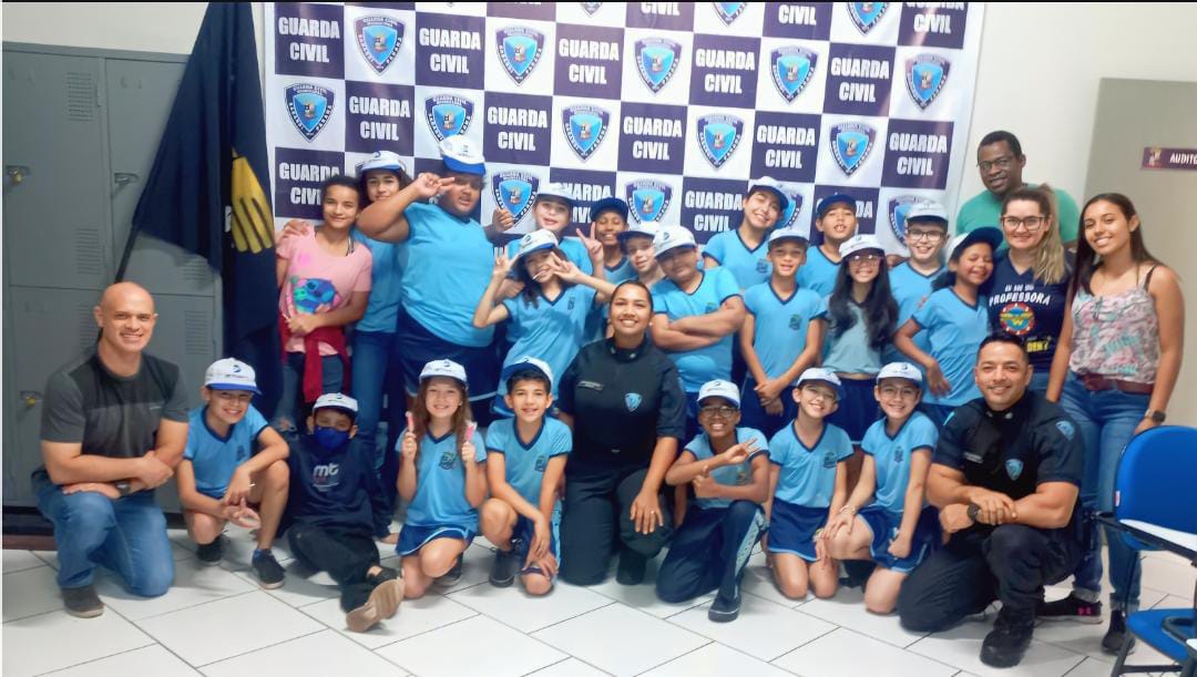 Semutrans e Educação mobilizam estudantes da rede municipal de ensino para um trânsito mais seguro